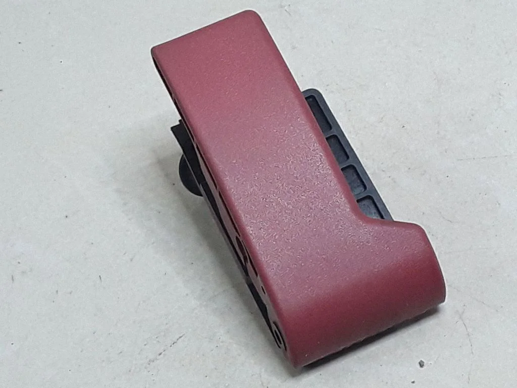 Rączka otwierania maski – Mercedes-Benz Klasa A W168 (1997-2004)