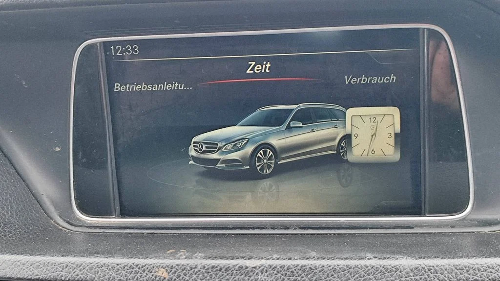 Screen/display/small screen – Mercedes-Benz E-Class W212 (2009-2016)