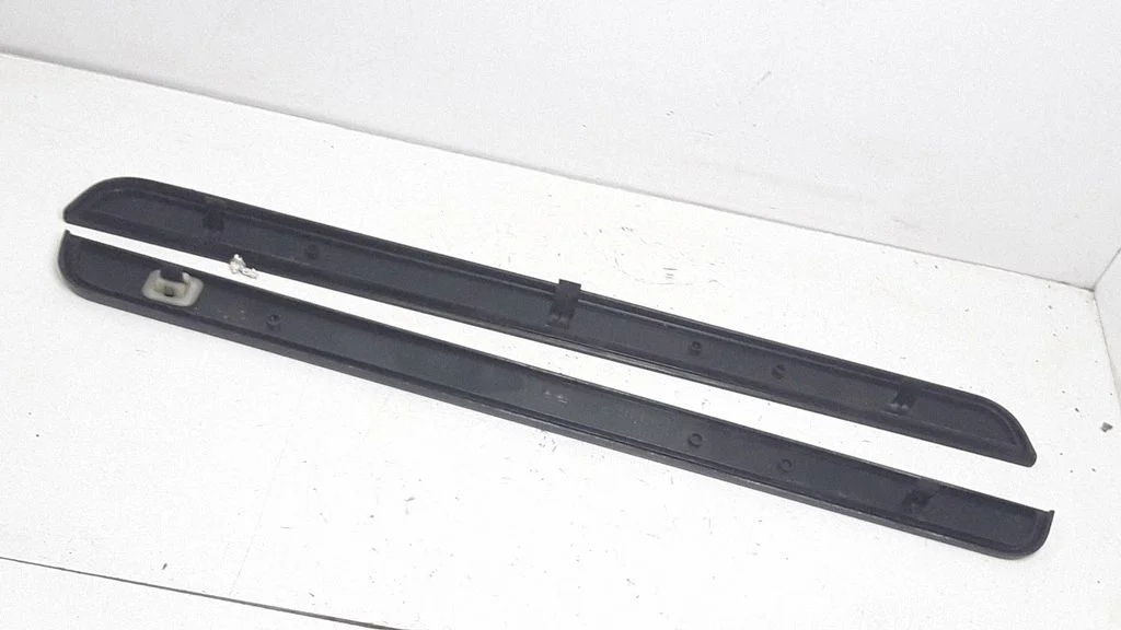 Front sill trim cover 9650047480