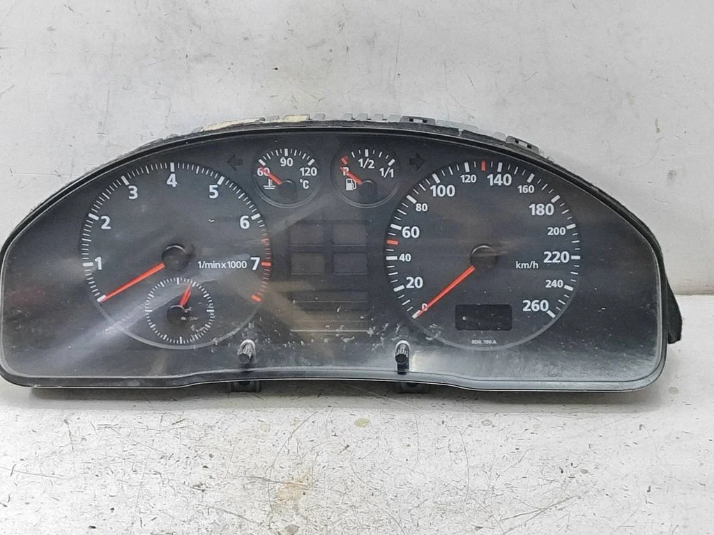 Speedometer (instrument cluster) – Audi A4 S4 B5 8D (1999-2000)