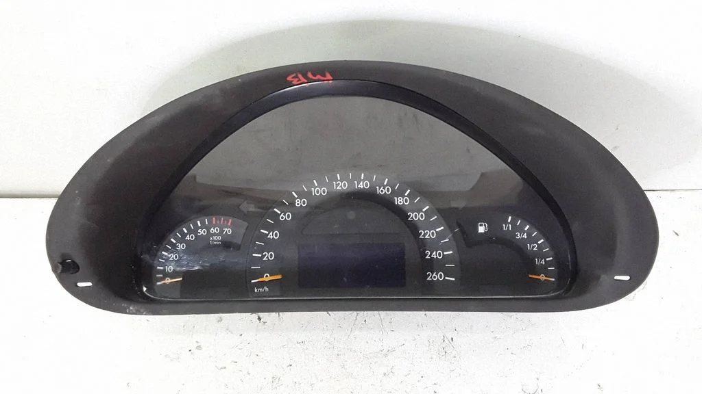 Spidomeeter (näidikuplokk) – Mercedes-Benz C-klass W203 (2000-2007)