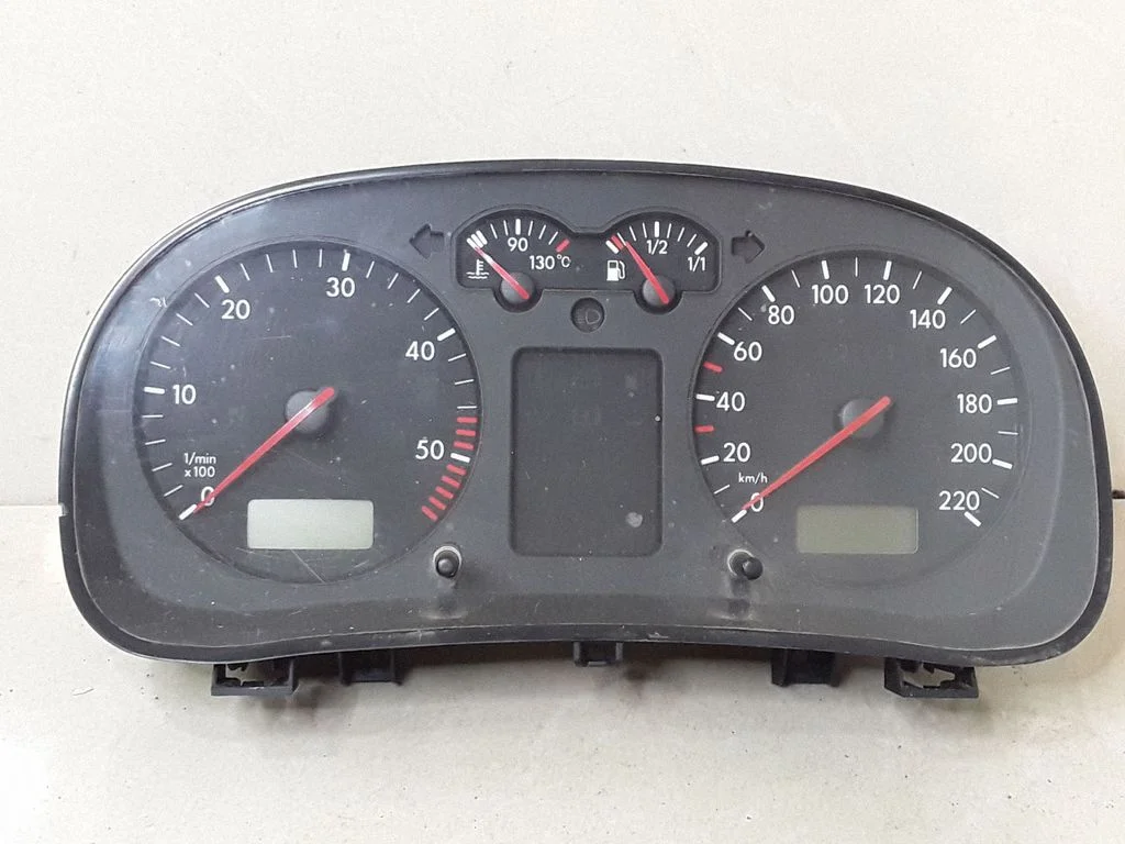 Spidomeeter (näidikuplokk) – Volkswagen Golf IV (1998-2005)