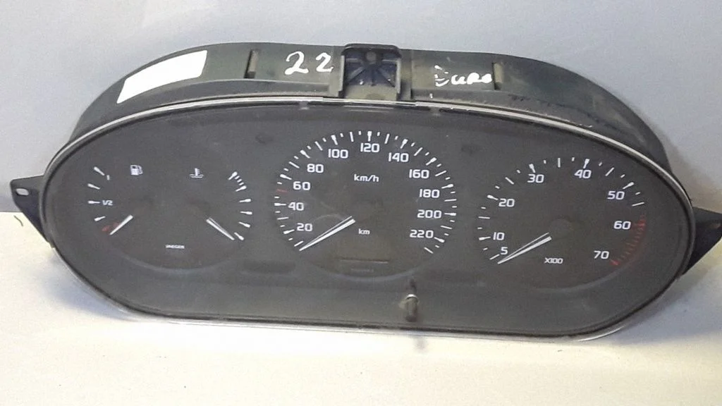 Speedometer (instrument cluster) – Renault Scenic I (1996-2003)