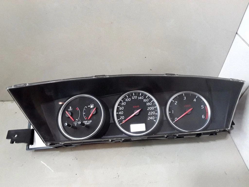 Speedometer (instrument cluster) – Nissan Primera (2002-2007)