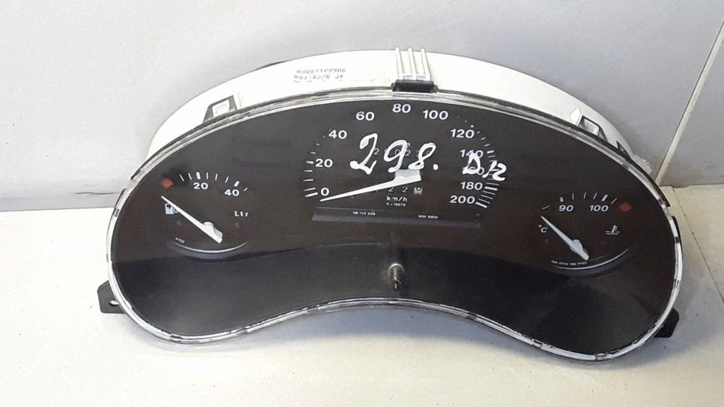 Speedometer (instrument cluster) 09051109906