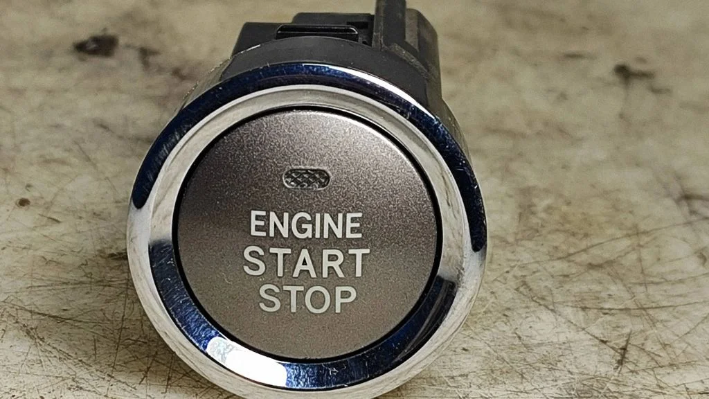 Engine start stop button switch – Lexus IS 220D-250-350 (2006-2013)