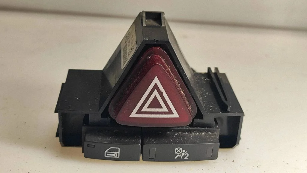Hazard light switch – Opel Corsa D (2006-2014)