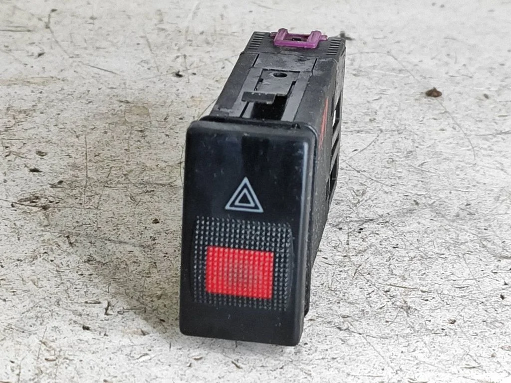 Hazard light switch – Audi A4 S4 B5 8D (1994-1999)
