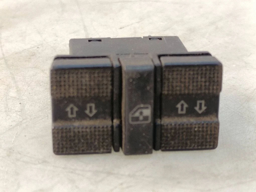 Electric window control switch 1H0959855A