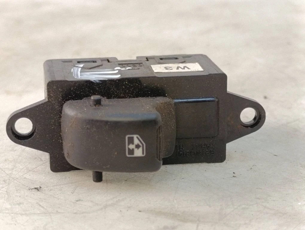 Electric window control switch 96190777