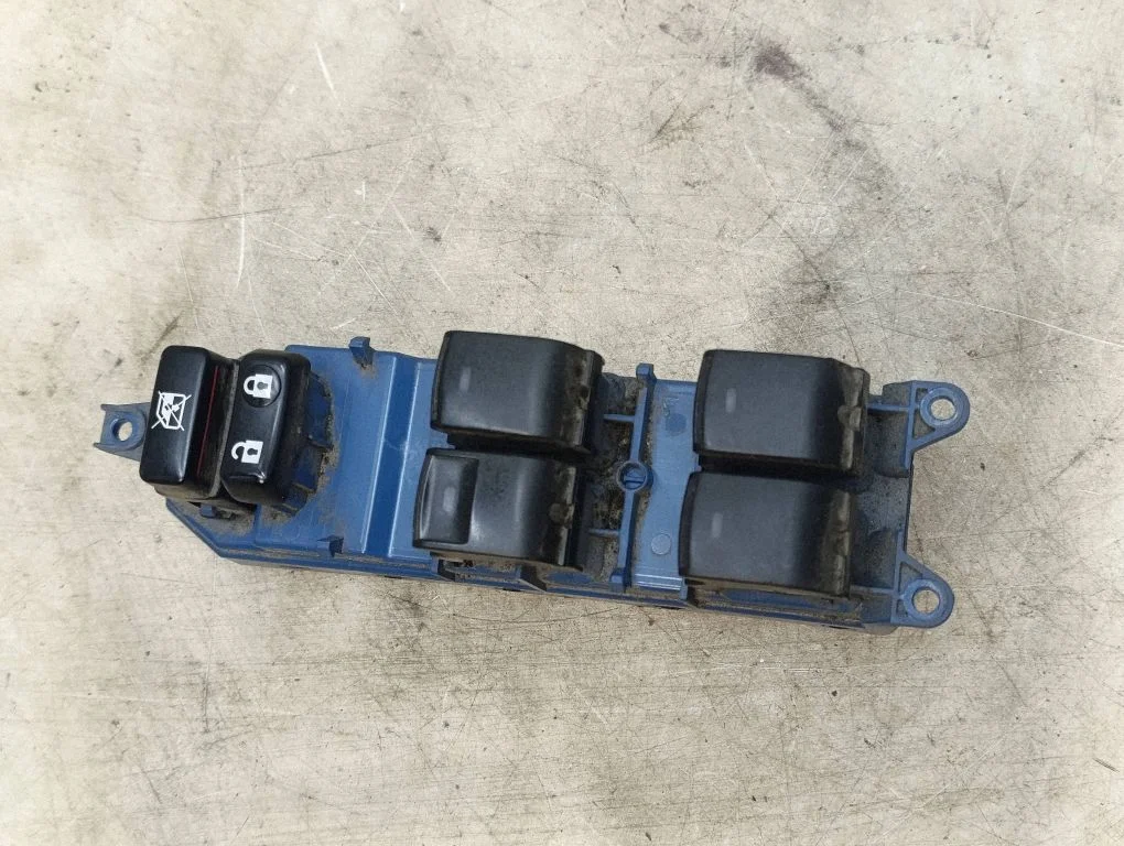 Przełącznik szyb elektrycznych 8404005020