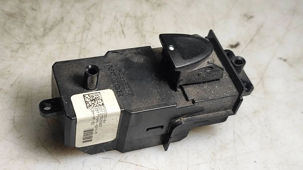 Elektriaknate lüliti 35770SMGE010