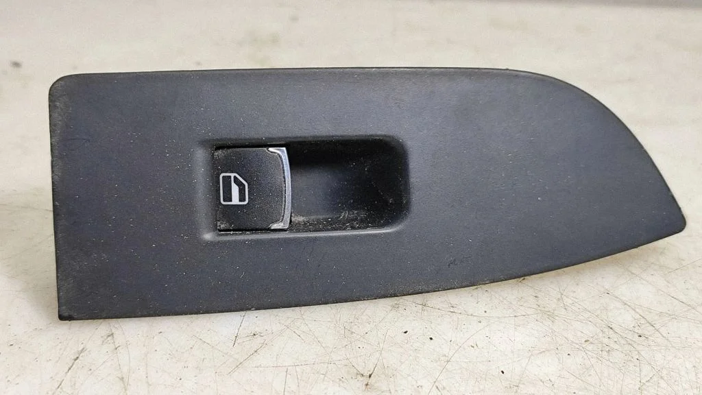 Elektriaknate lüliti 3C8867376A