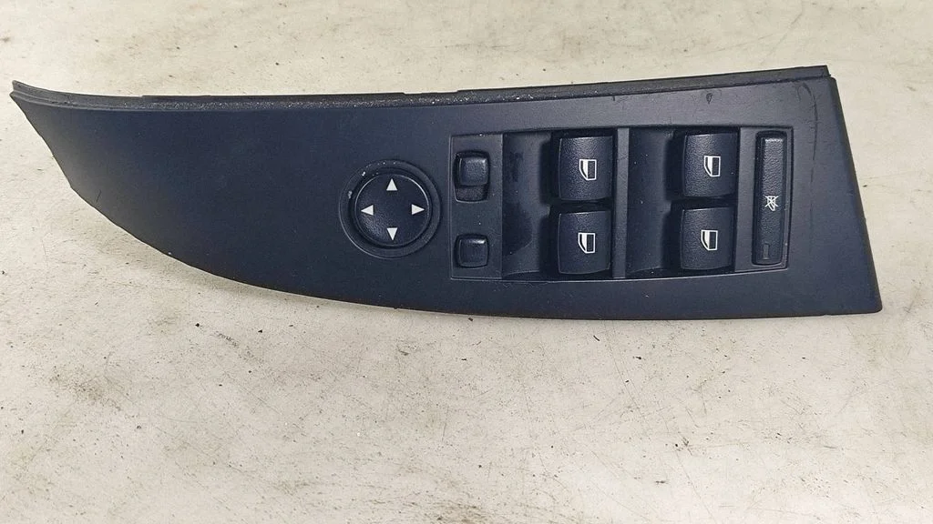 Elektrisko logu slēdzis 6951909