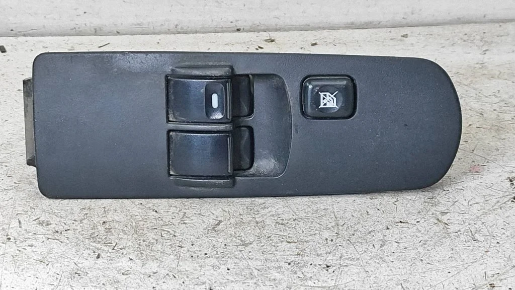 Elektriaknate lüliti MR587959