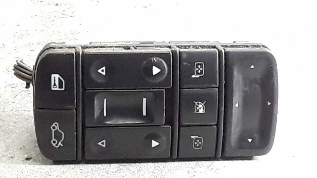 Elektriaknate lüliti 09185954