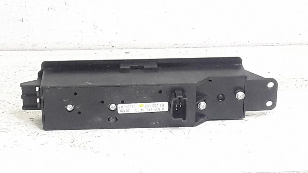 Electric window control switch A6395451413