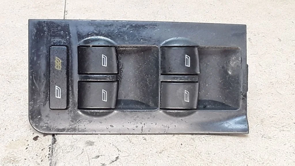 Electric window control switch – Audi A6 Allroad C5 (1999-2005)