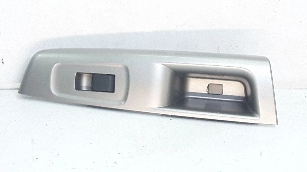 Elektrisko logu slēdzis 94266FG510