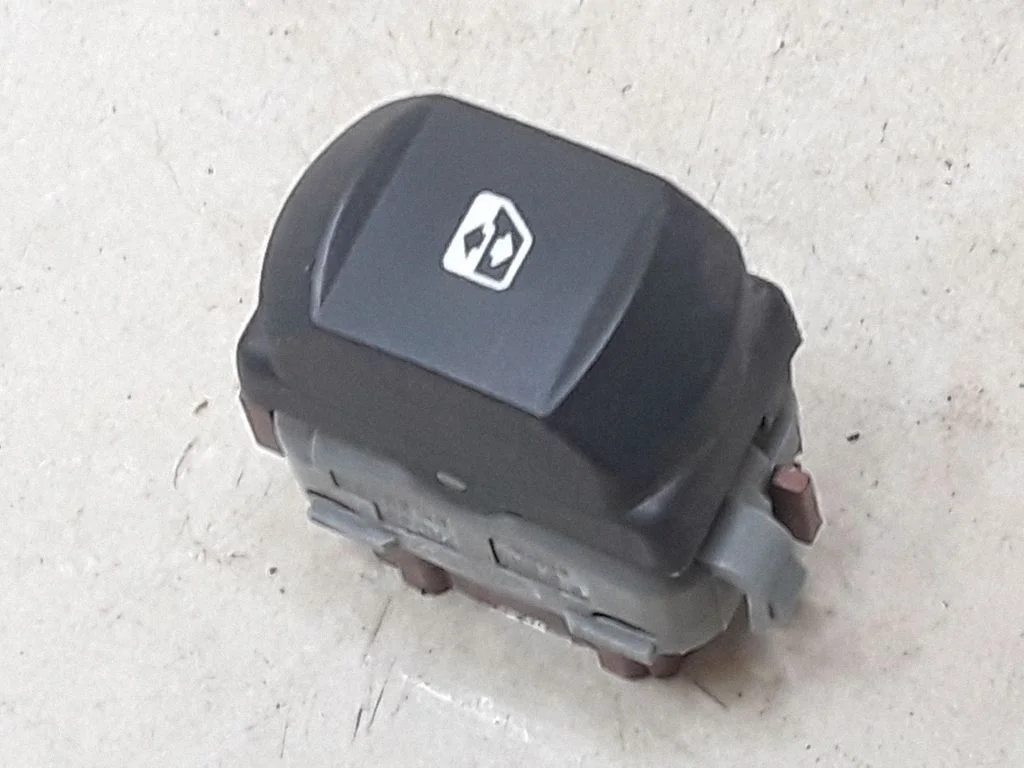Elektriaknate lüliti 28082
