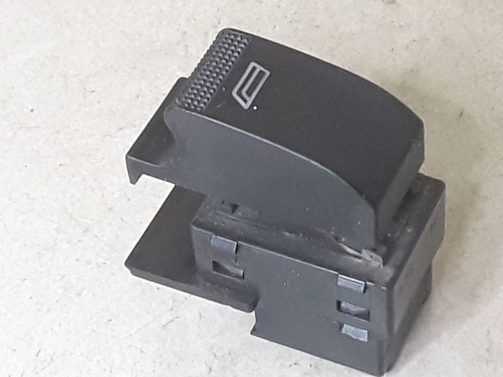Elektriaknate lüliti – Audi A3 S3 8L (1996-2003)