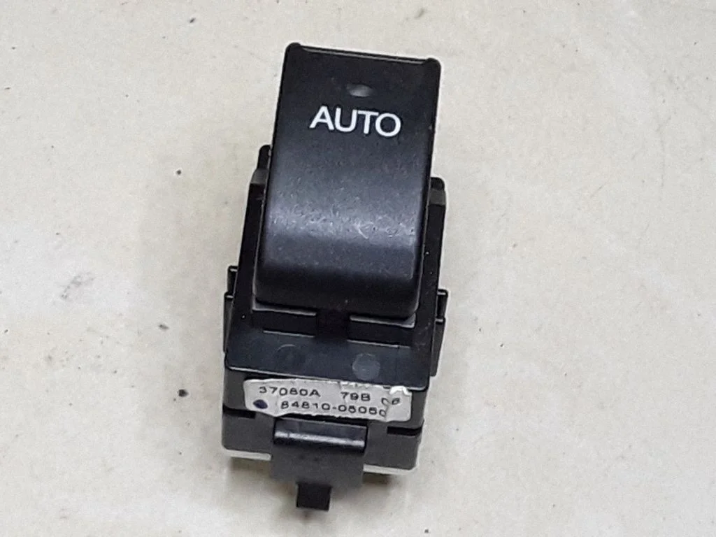 Elektriaknate lüliti – Toyota Avensis T250 (2006-2009)