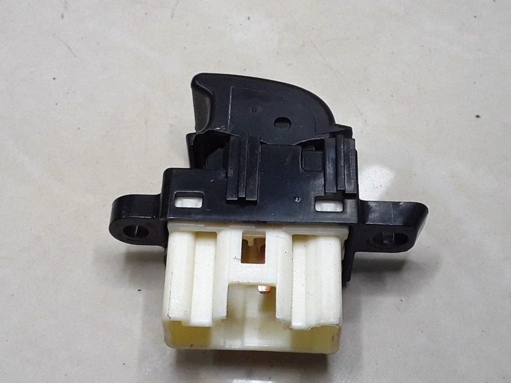 Elektriaknate lüliti 3583J49