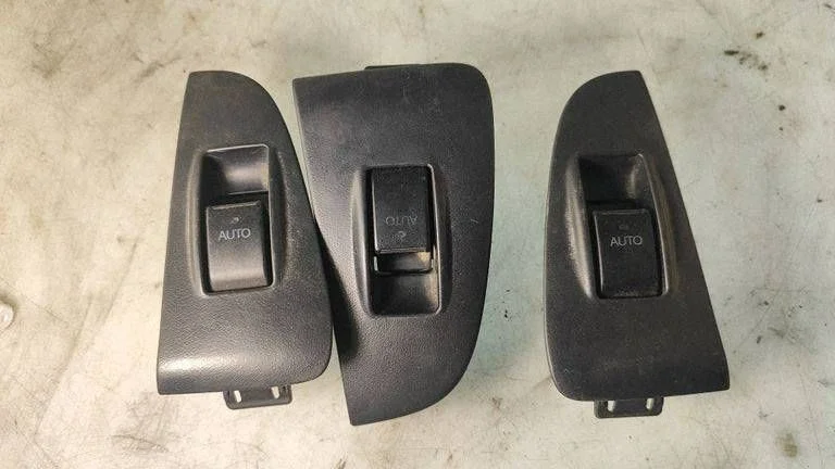Electric window control switch 7427205020
