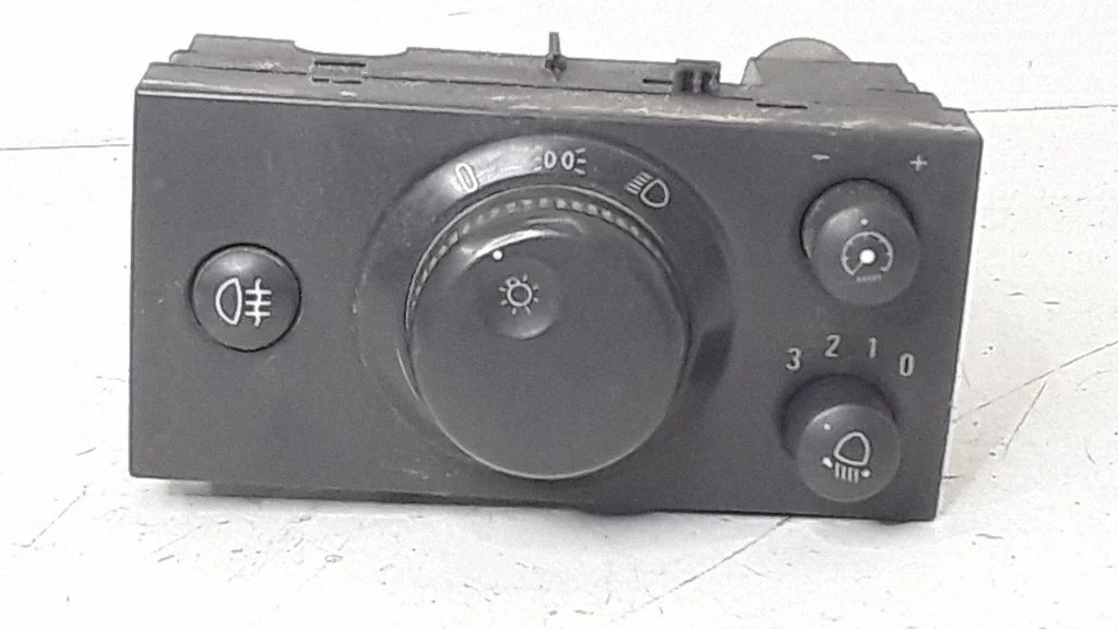 Light switch – Opel Meriva A (2003-2010)