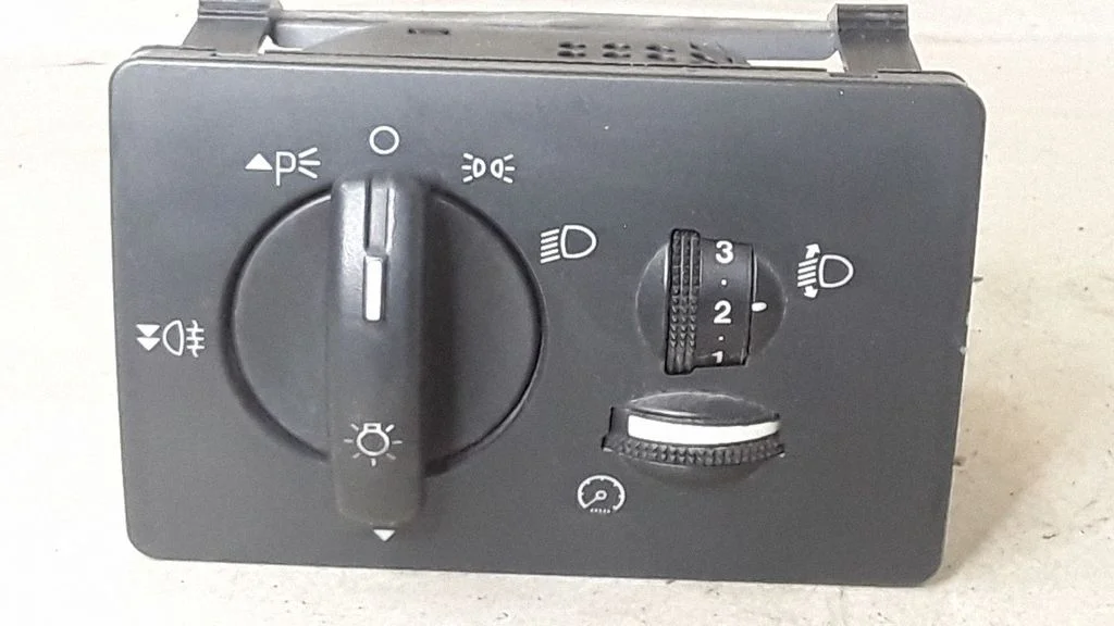 Tulede lüliti 4M5T13A024AA