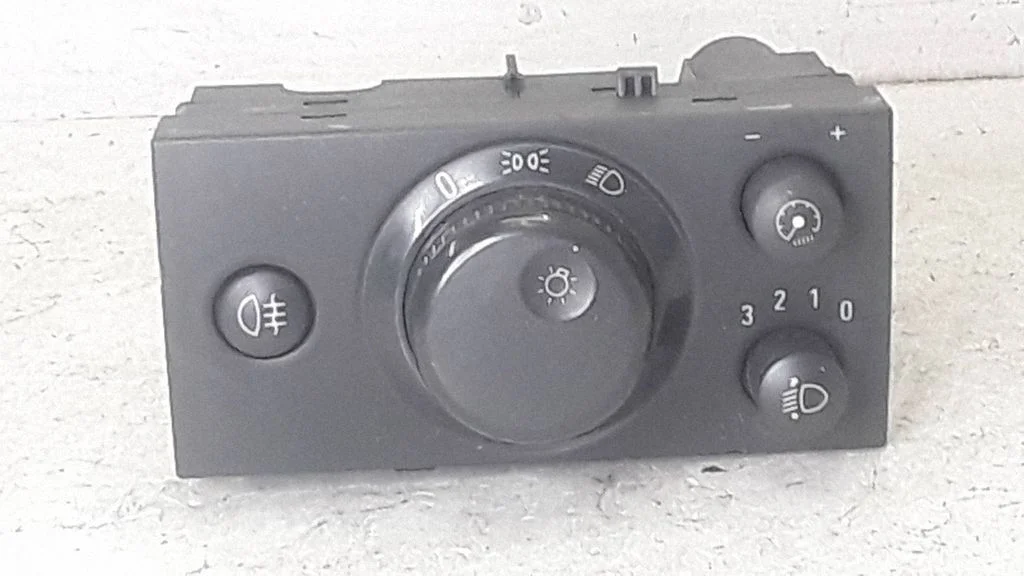 Light switch – Opel Meriva A (2003-2010)