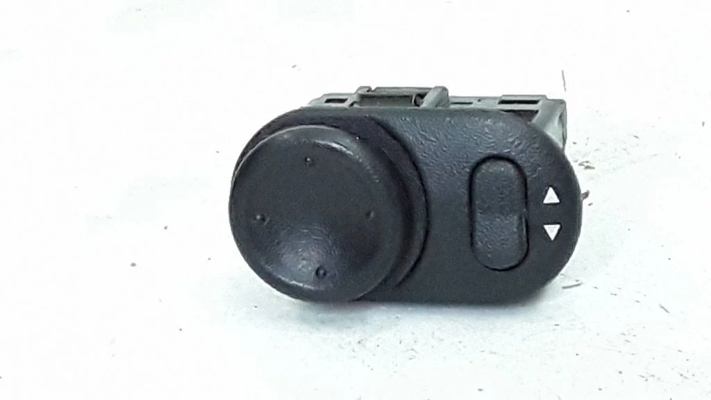 Wing mirror switch – Opel Zafira A (1999-2005)