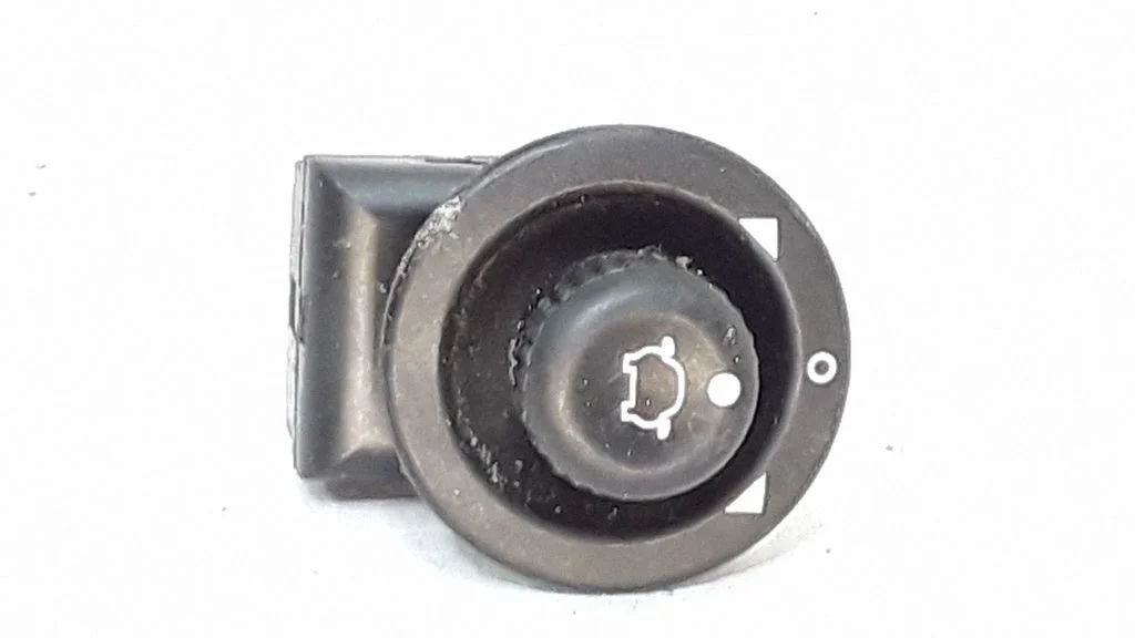 Wing mirror switch 93BG17B676BB