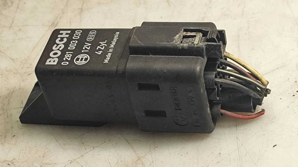 Glow plug pre-heat relay – BMW 1 Series E81 E87 (2004-2011)