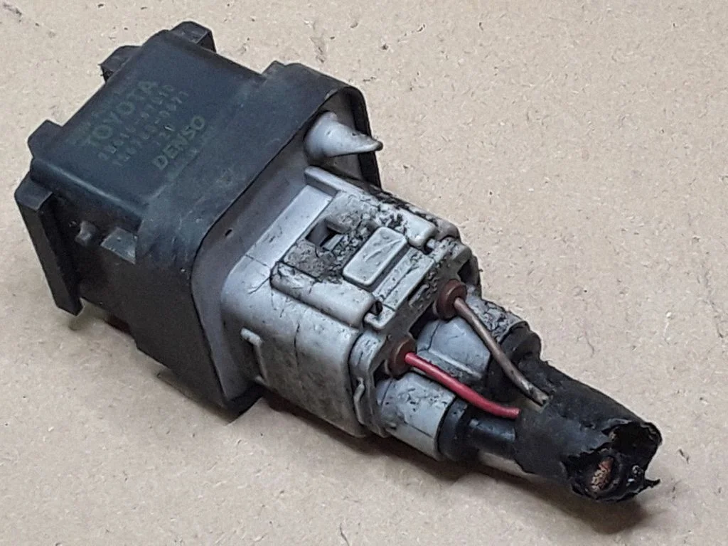 Glow plug pre-heat relay – Toyota Avensis T250 (2003-2006)