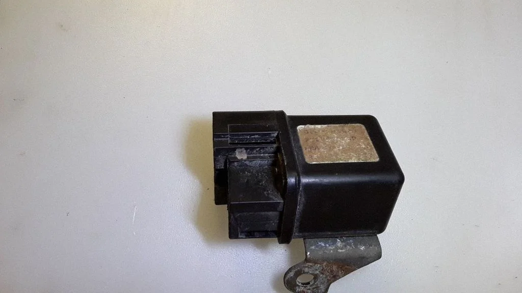 Glow plug pre-heat relay – Nissan Primera (2002-2007)