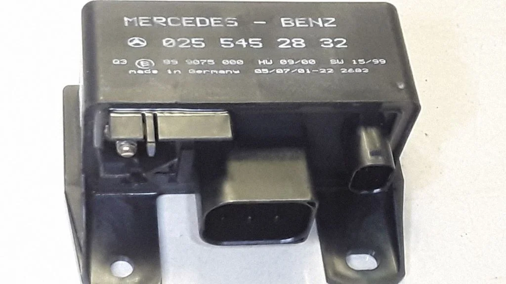 Glow plug pre-heat relay – Mercedes-Benz A-Class W168 (1997-2004)