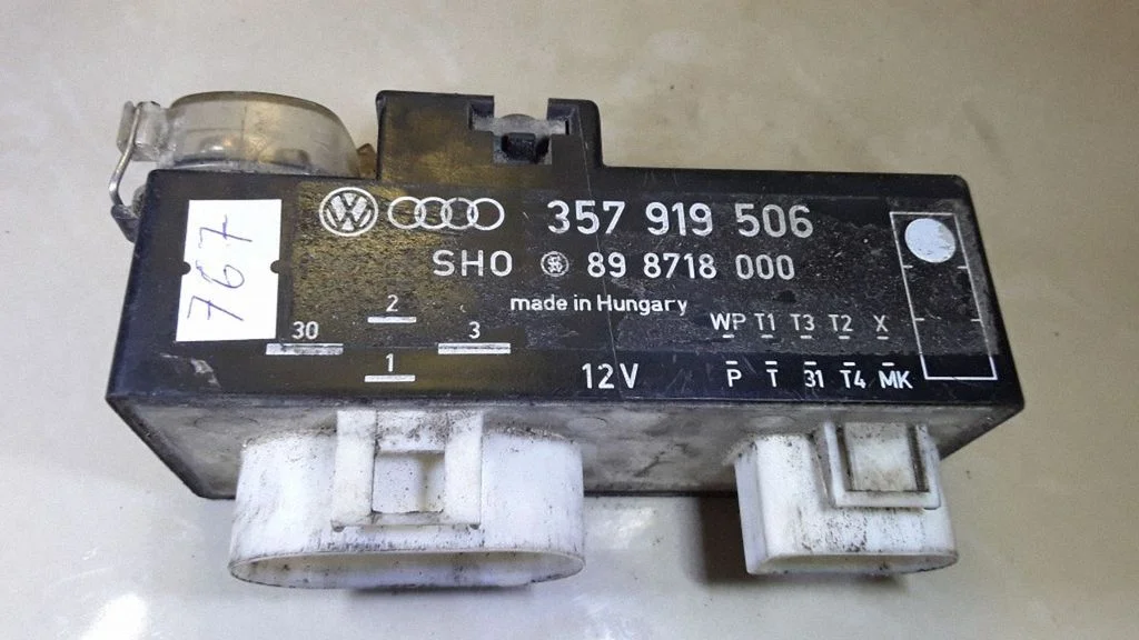 Coolant fan relay – Ford Galaxy (1995-2000)