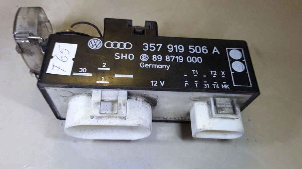 Coolant fan relay – Volkswagen Passat B4 (1994-1996)