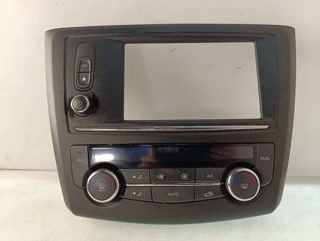 Climate control unit 681043286R – Renault Kadjar (2015-)