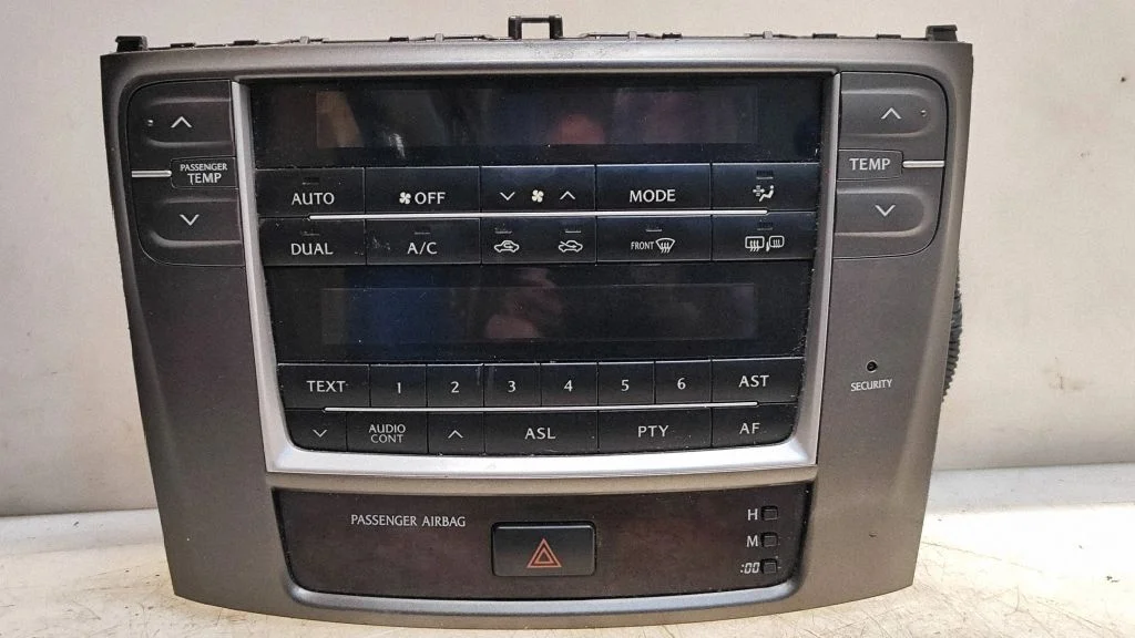 Kliimaseadme/kütte juhtplokk (salongis) – Lexus IS 220D-250-350 (2006-2013)