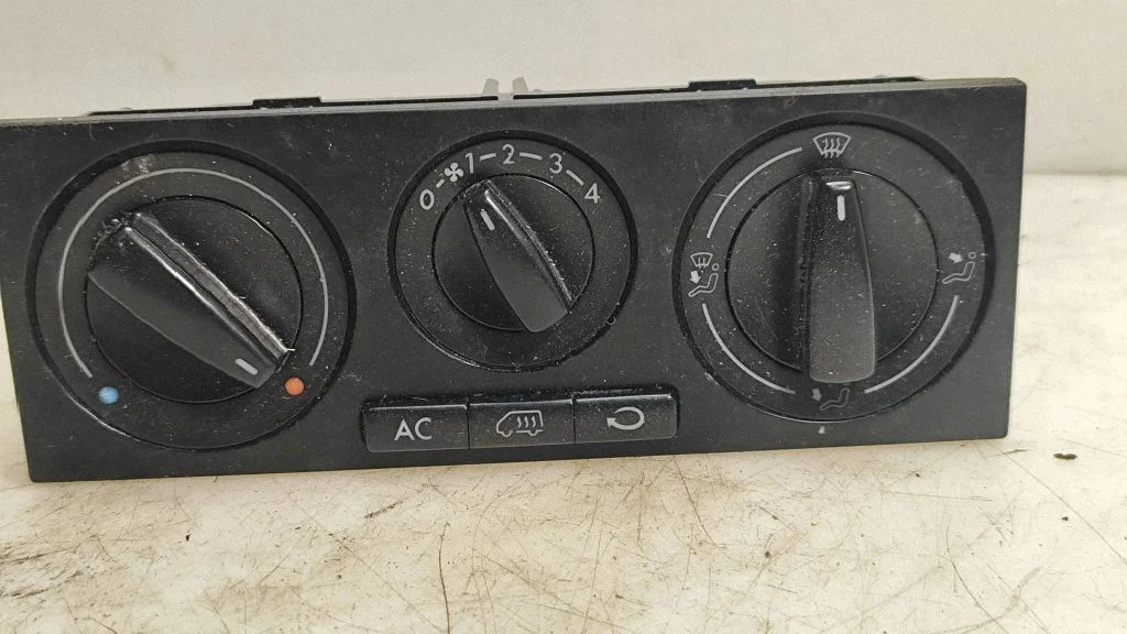 Climate control unit – Volkswagen Sharan (2001-2010)