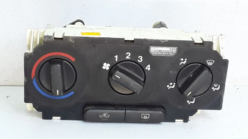 Kliimaseadme/kütte juhtplokk (salongis) – Opel Astra G (1998-2009)