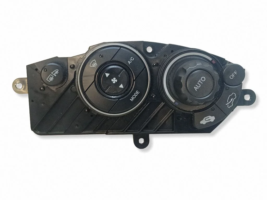 Climate control unit – Honda Civic (2006-2011)