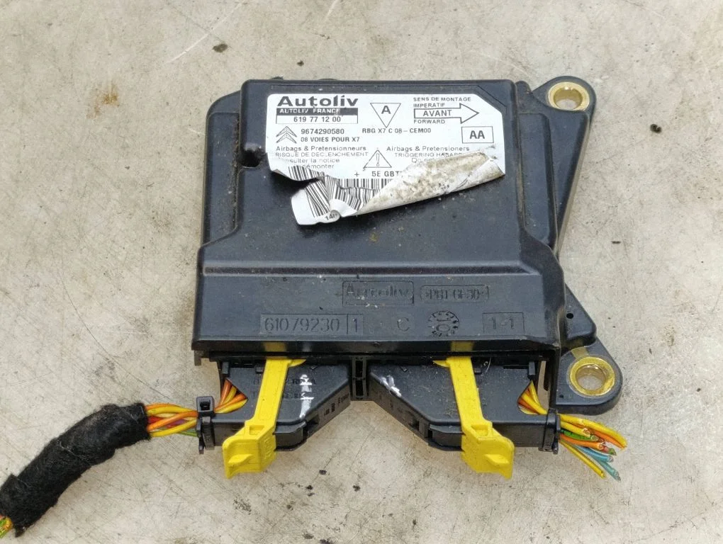 Airbag control unit/module 9674290580