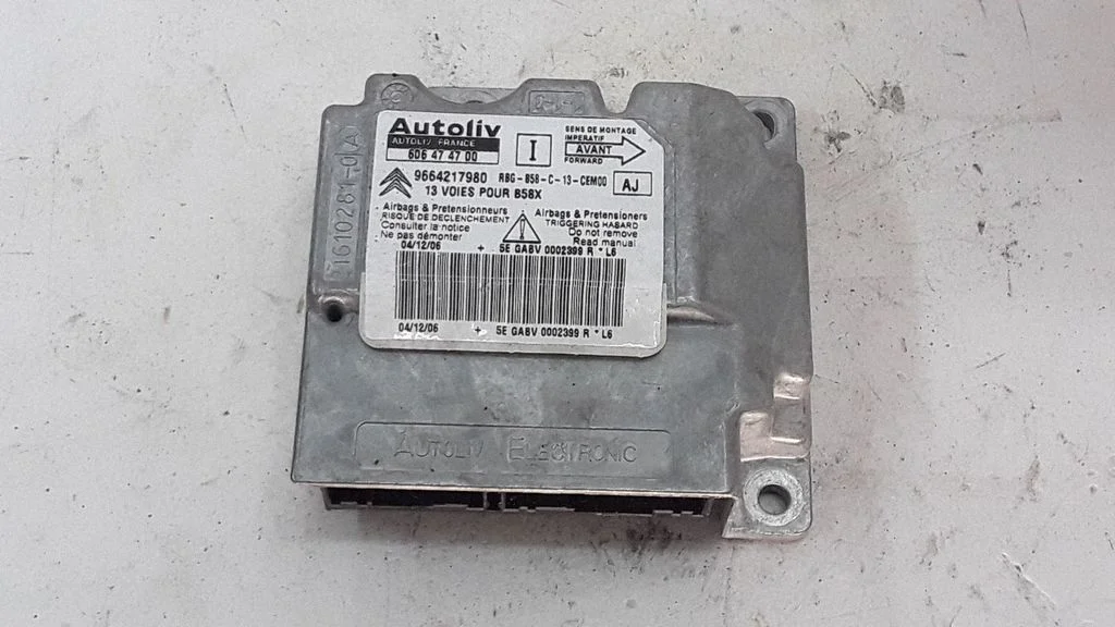 Airbag control unit/module – Citroen C4 I (2004-2010)
