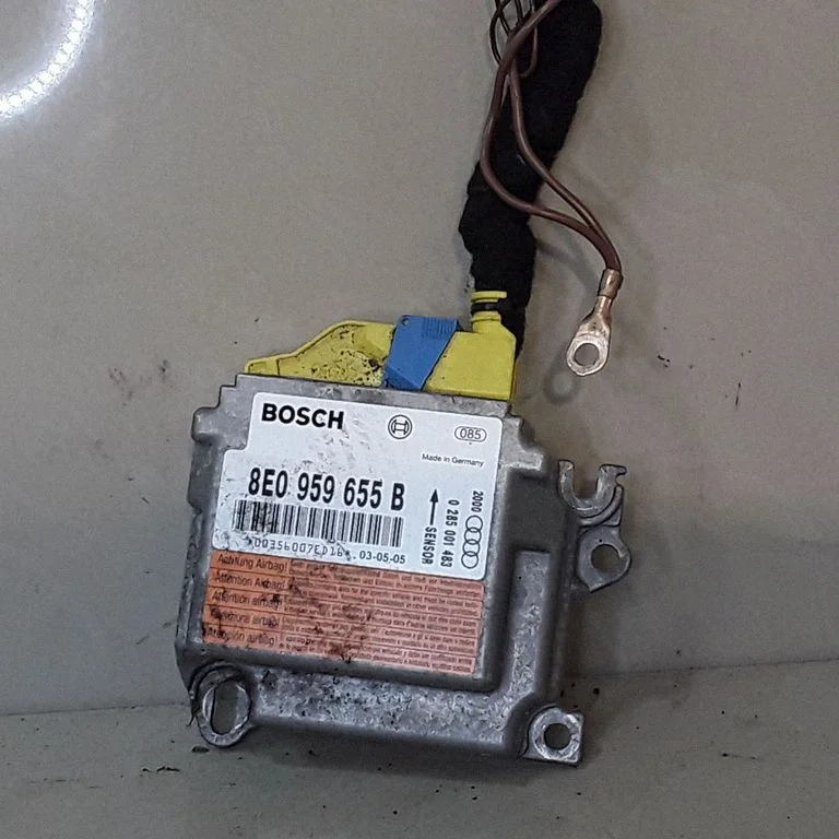 Airbag control unit/module – Audi A4 S4 B6 8E 8H (2001-2005)