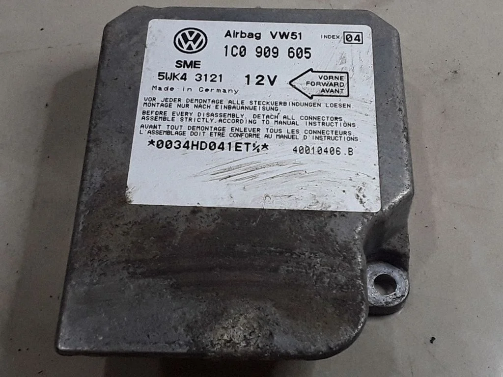 Turvapatjade juhtplokk 1C0909605