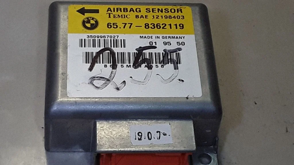 Airbag control unit/module – BMW 5 Series E39 (1996-2003)