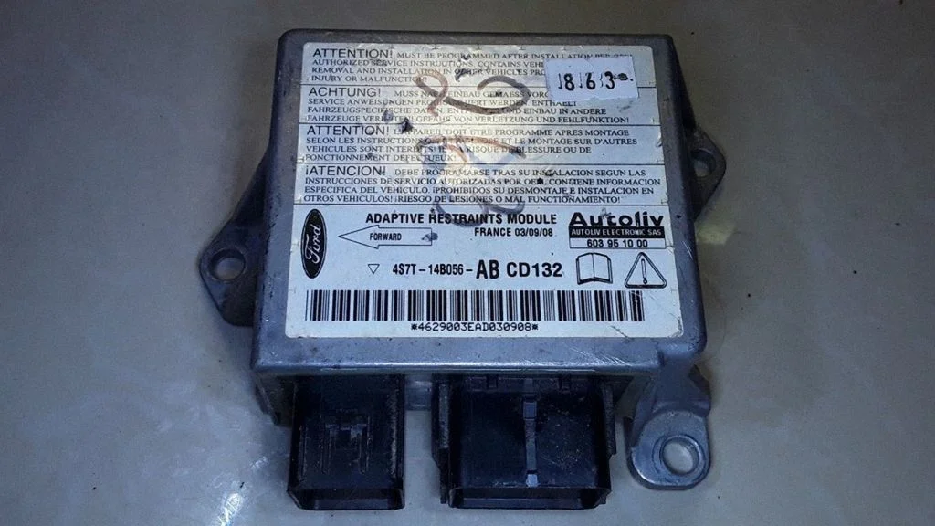 Airbag control unit/module – Ford Mondeo Mk III (2000-2007)